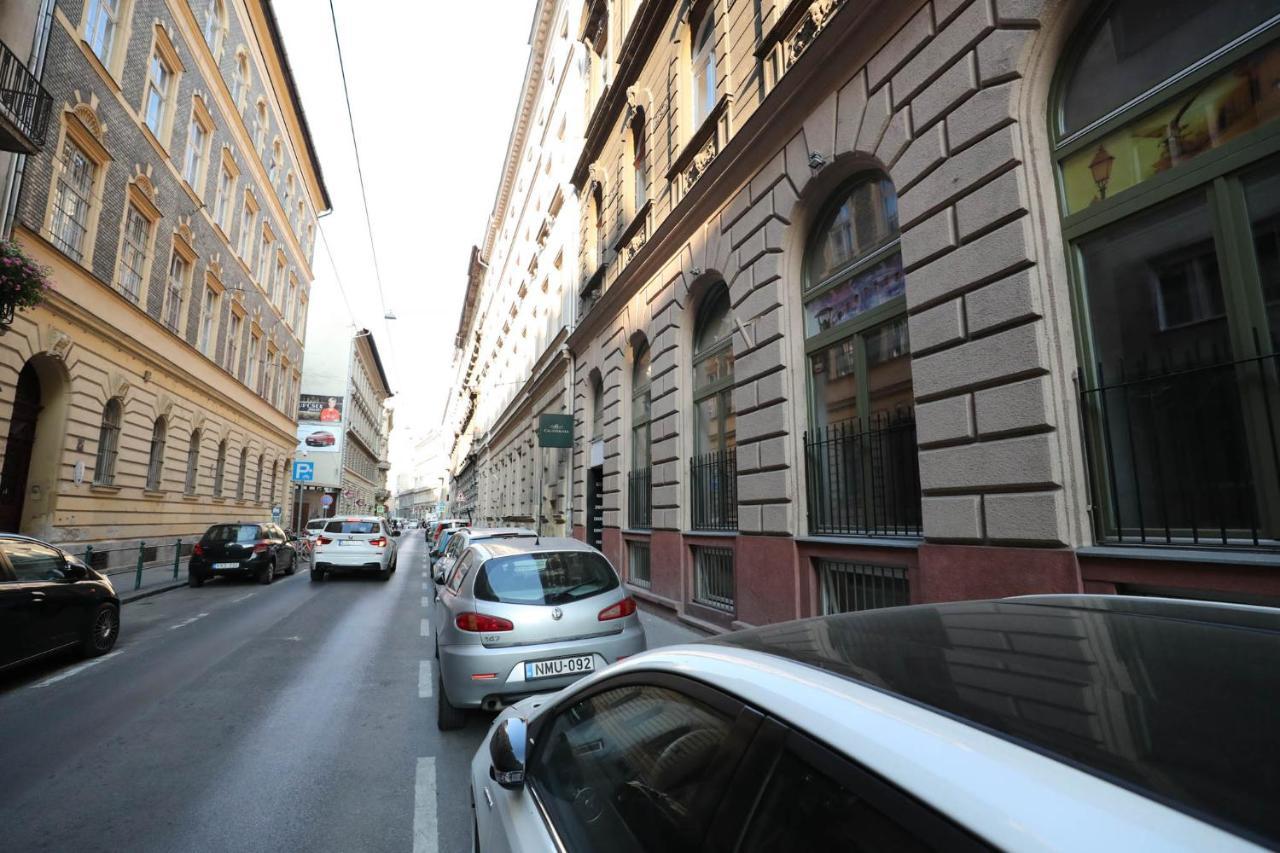 Hotel California Budapest Exterior photo
